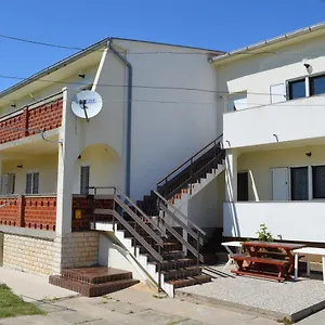 Apartament Aneva 