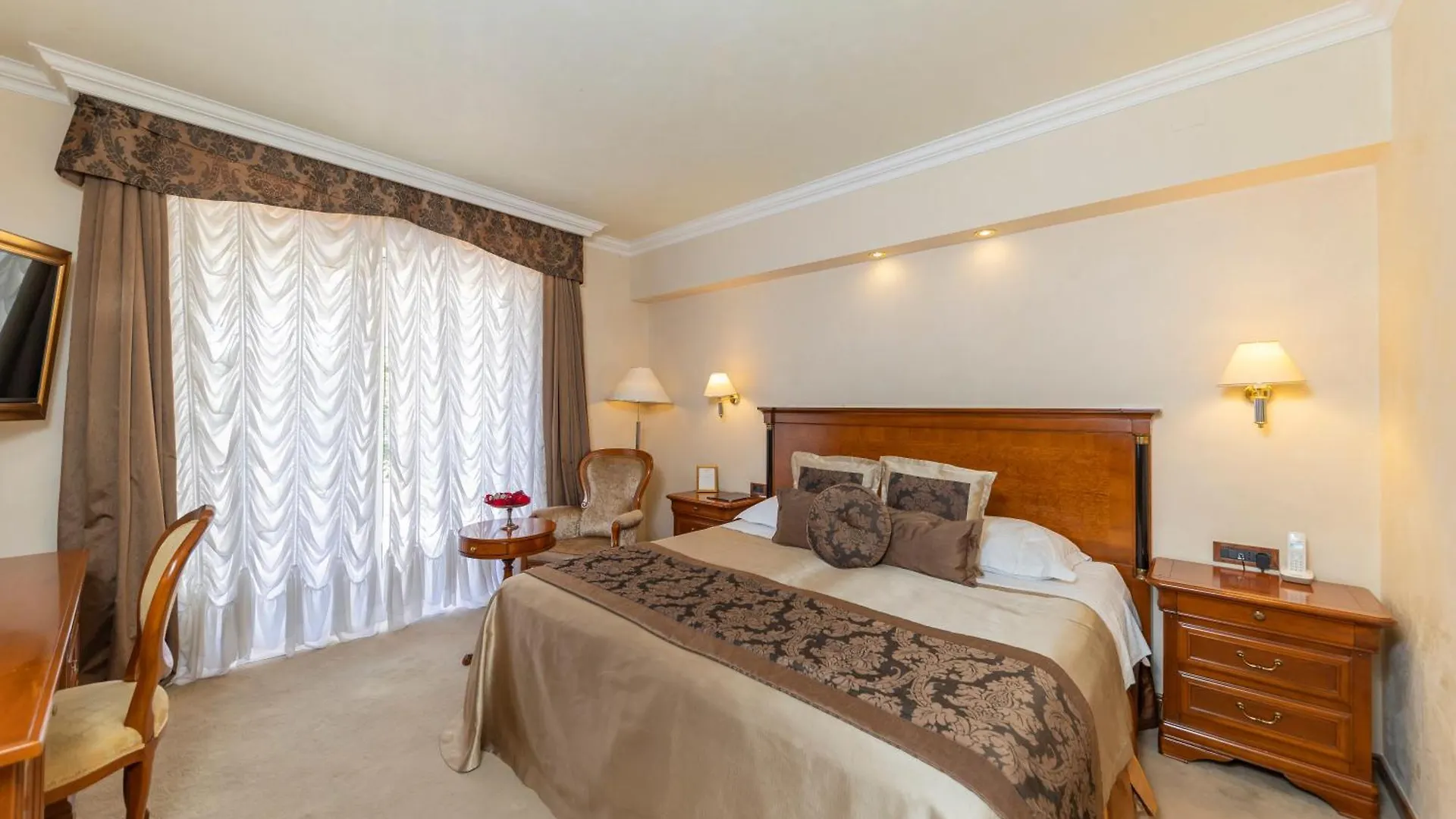 Hotel Niko Zadar 4*,  Croatia