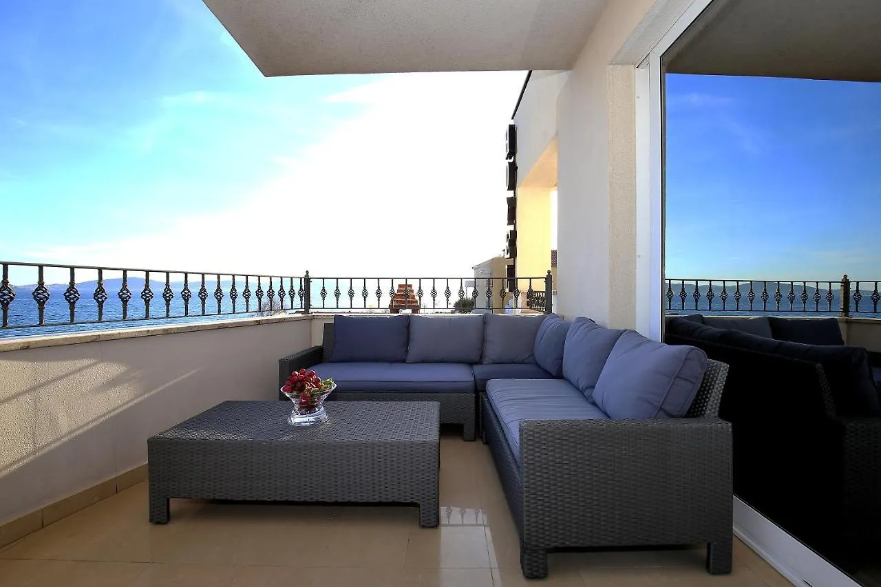 Hotel Niko Zadar 4*,